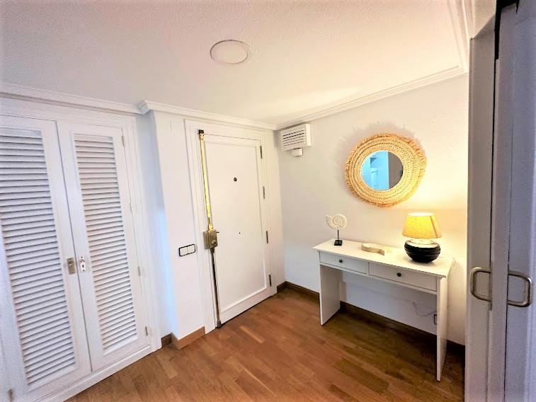 Rambla Apartment Alicante Luaran gambar